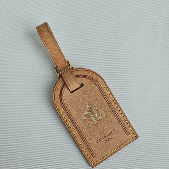 LOUIS VUITTON Champs Elysees luggage tag - Picture 1 of 4